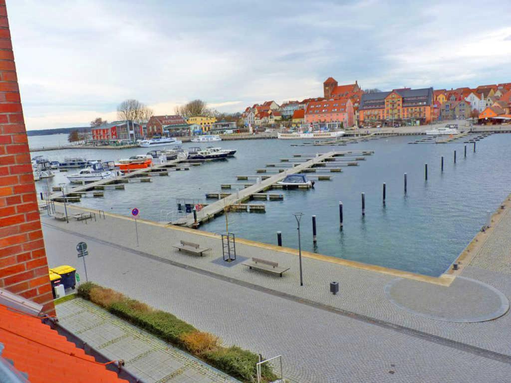 Ferienwohnung "Am Yachthafen" Objekt Id 12104-7 Waren  Eksteriør billede